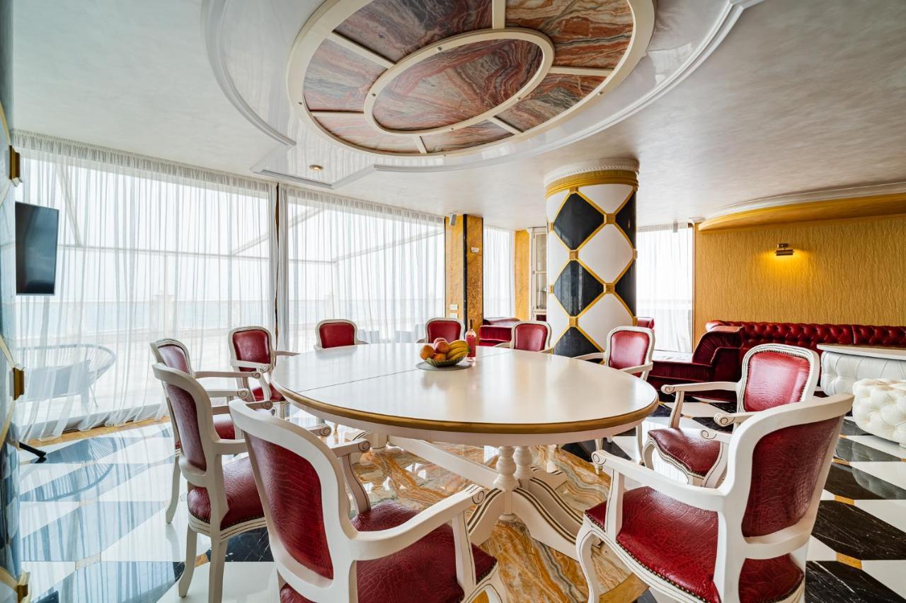 La Mer Luxury Apartments Golden Sands Exterior photo